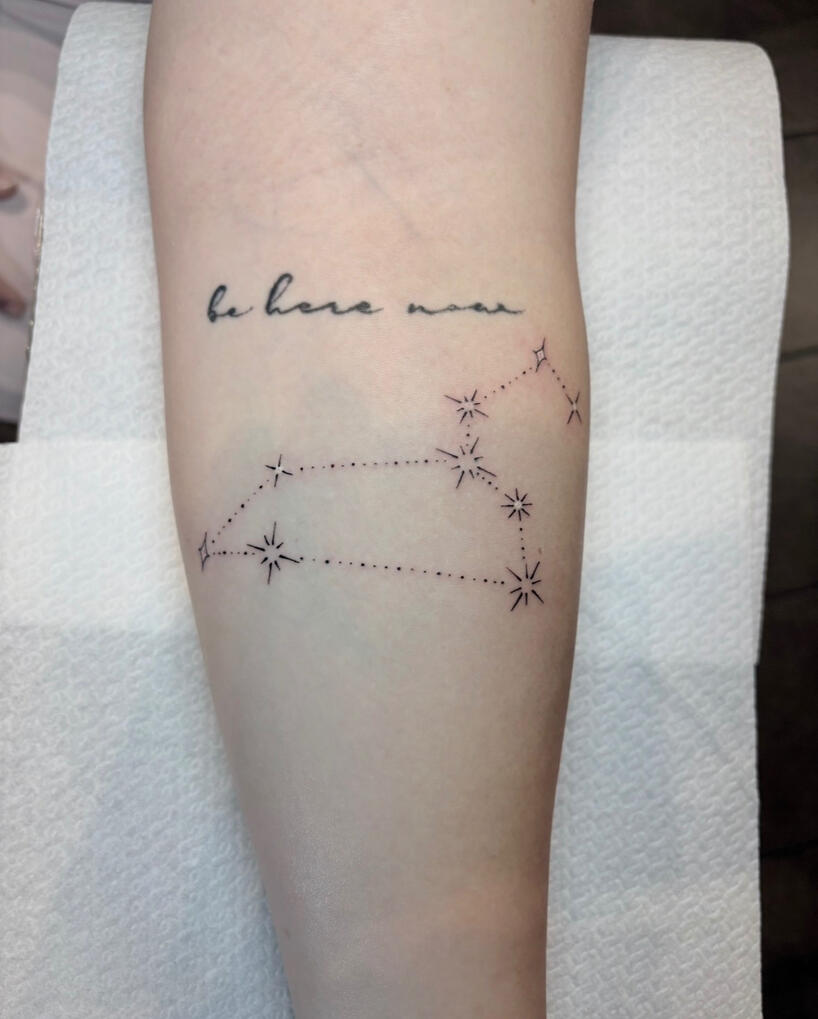 Fine line stars